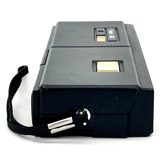 Vivitar 600 Vintage 24mm Compact Film Camera With Flash (UNTESTED) - Picture 6 of 14